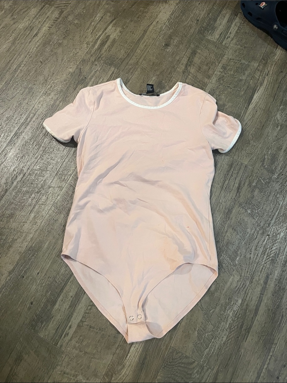 Forever 21 Light Pink Short Sleeve Snap Bodysuit